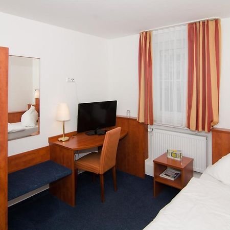 Hotel -Restaurant Taormina Birkenfeld  Eksteriør bilde