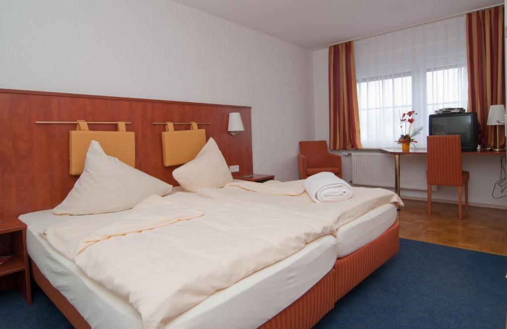 Hotel -Restaurant Taormina Birkenfeld  Eksteriør bilde