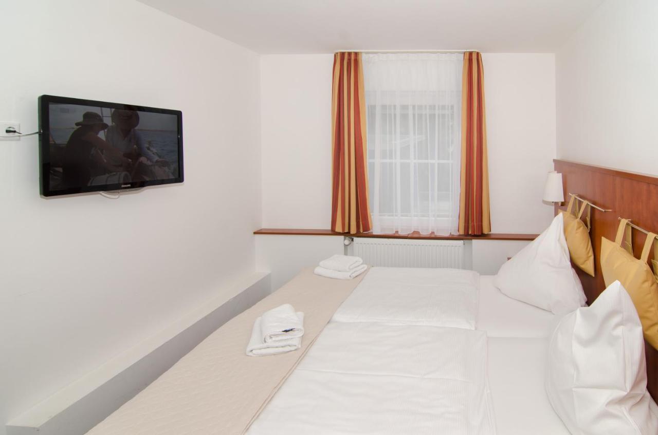 Hotel -Restaurant Taormina Birkenfeld  Eksteriør bilde